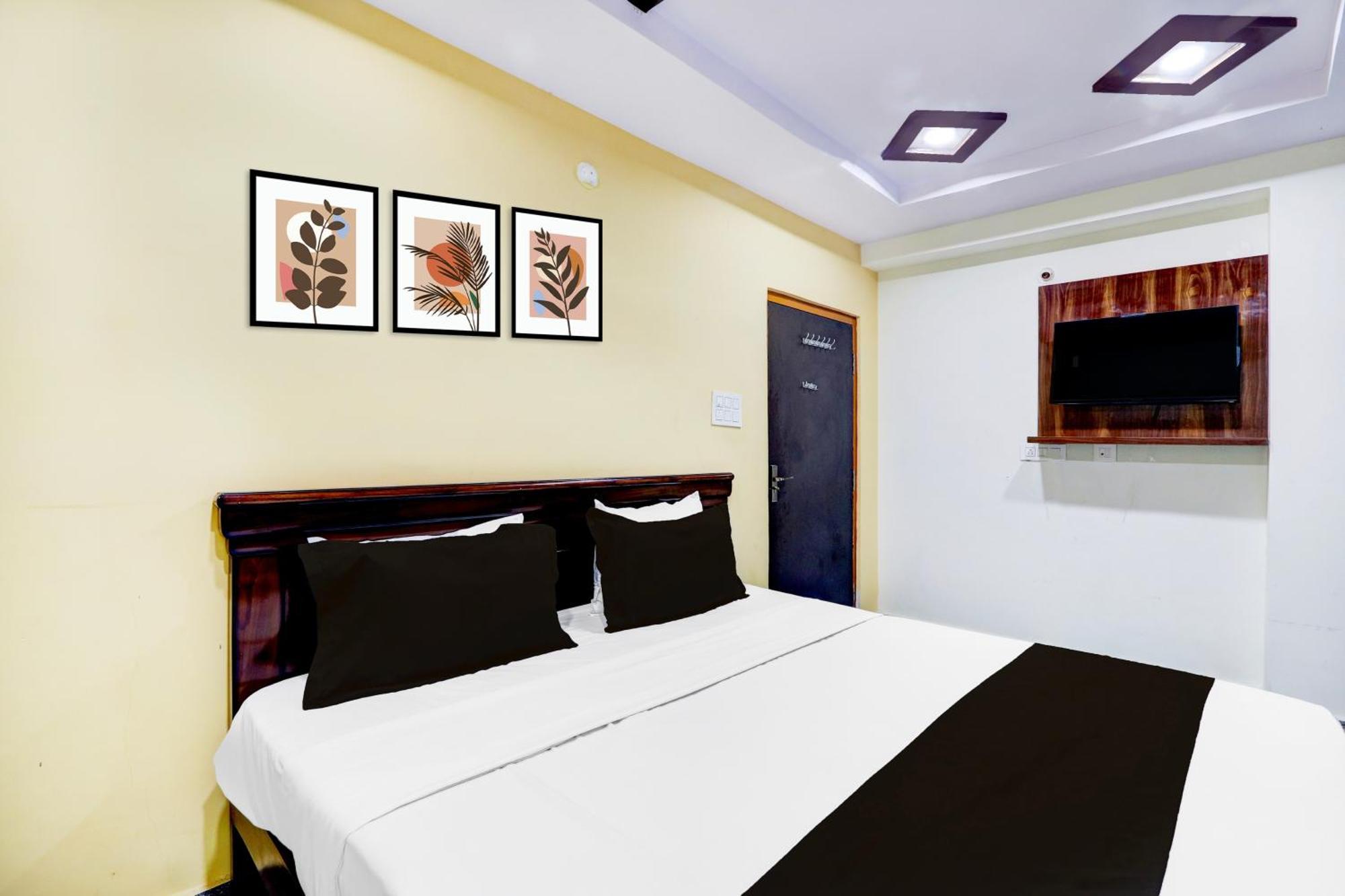 Hotel O Anoos Minarva Hyderabad Exterior photo